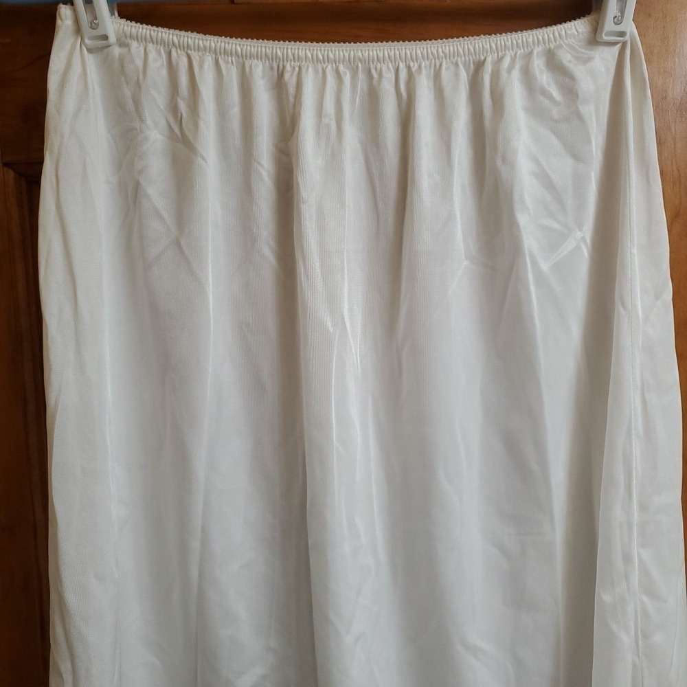 Vintage Warner's White Nylon Slip Skirt Women's XL Style‎ 55300 Lingerie
